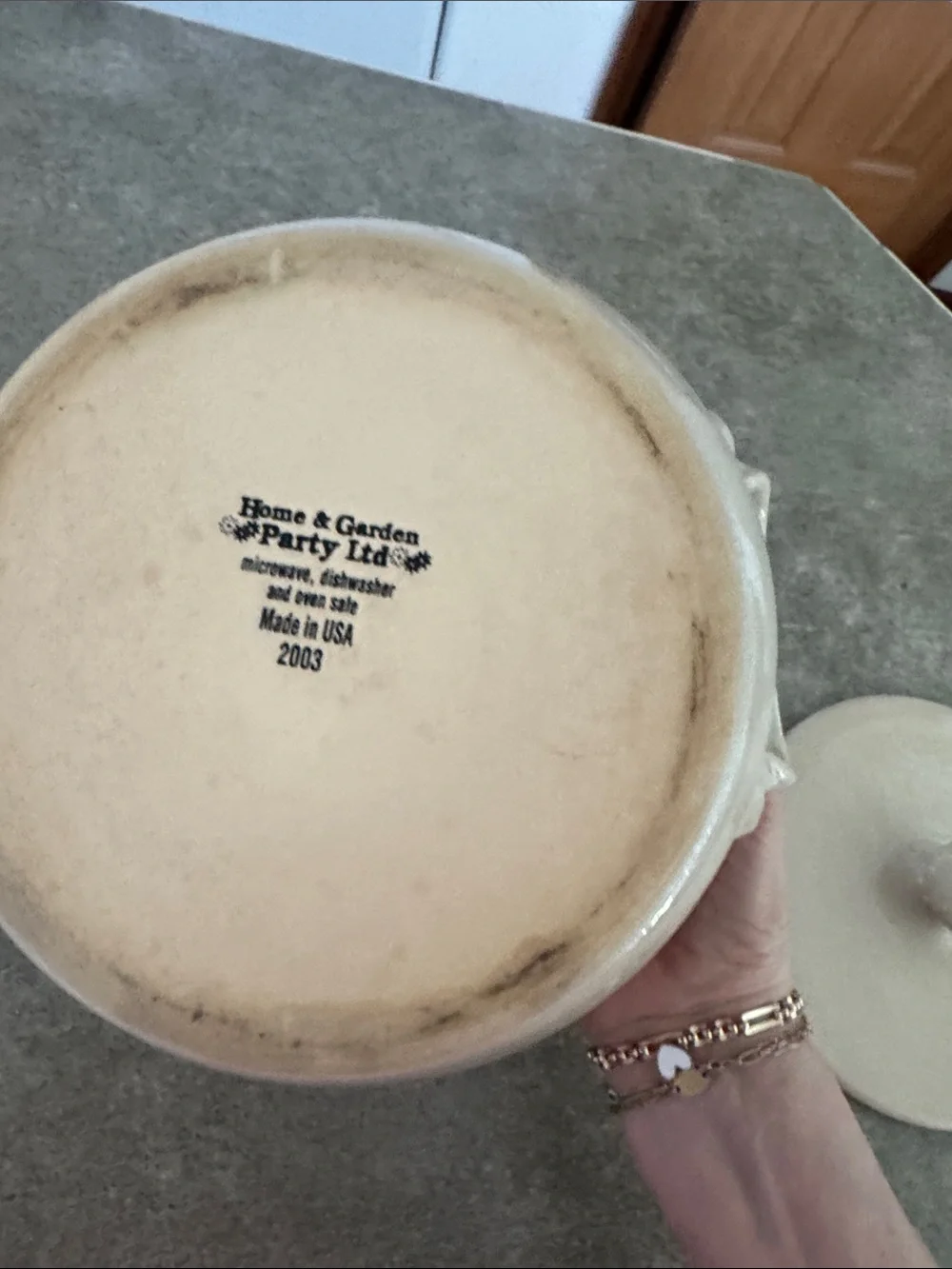 Home & Garden Party Pottery Bean Pot Covered Casserole Dish Floral wild flowers